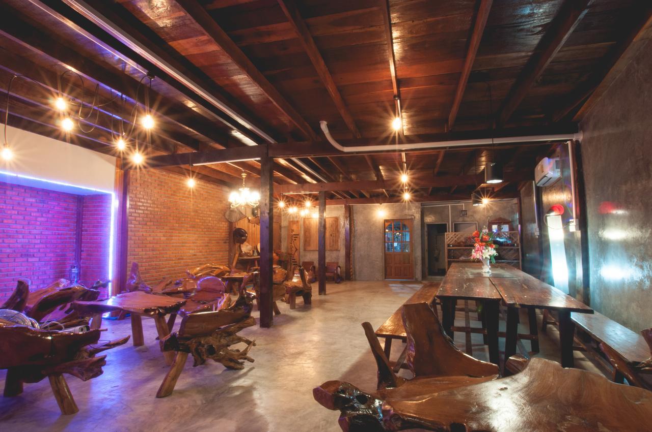 The History Cafe' & Guesthouse Sukhothai Zewnętrze zdjęcie