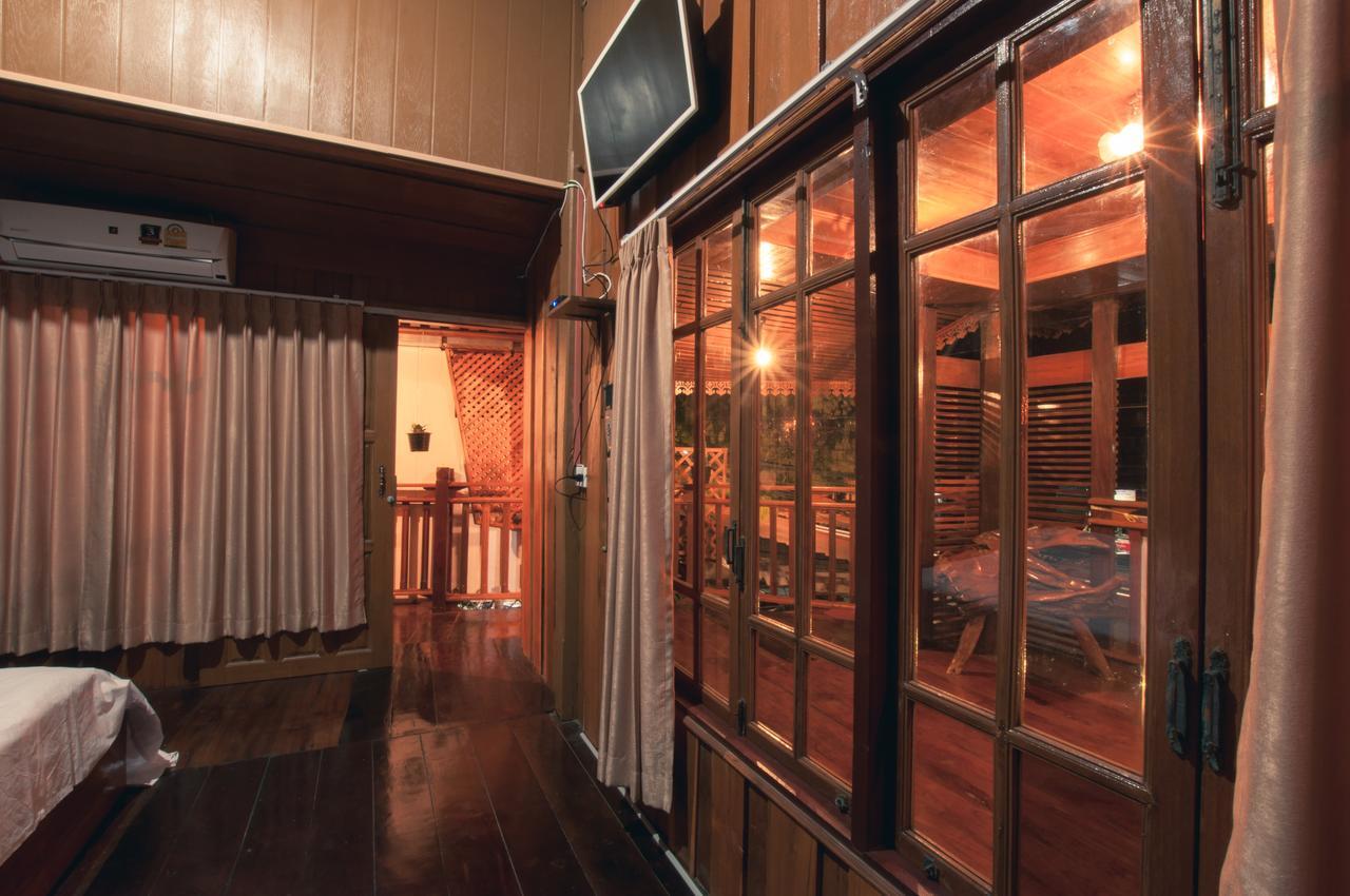 The History Cafe' & Guesthouse Sukhothai Zewnętrze zdjęcie